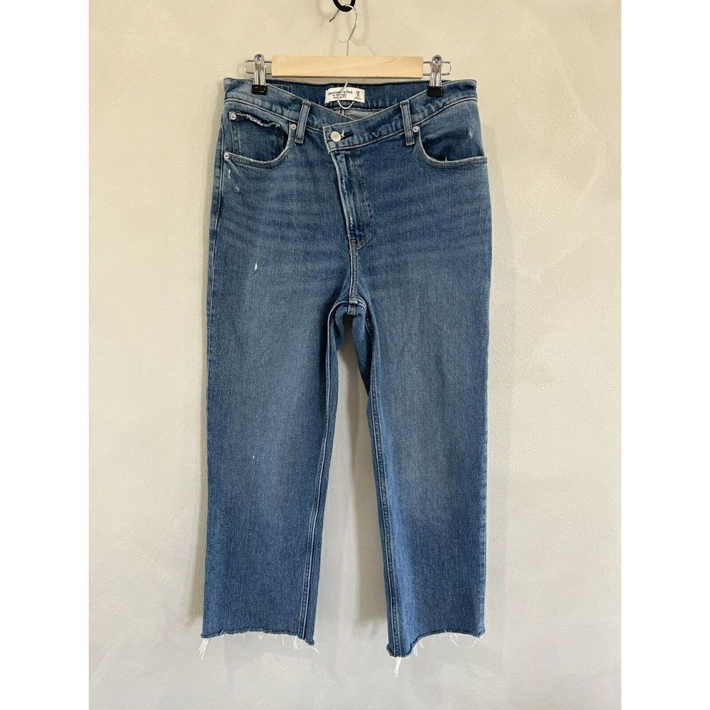 Abercrombie & Fitch The ‘90’s Straight Ultra High Rise Jeans 29/8 29 Ankle Crop